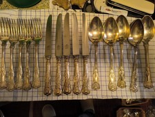 Versilbertes Besteckset 15